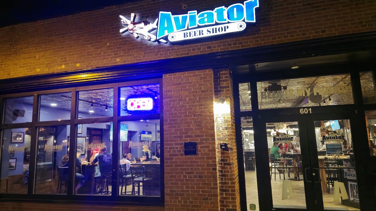 Aviator Pizza & Beershop
